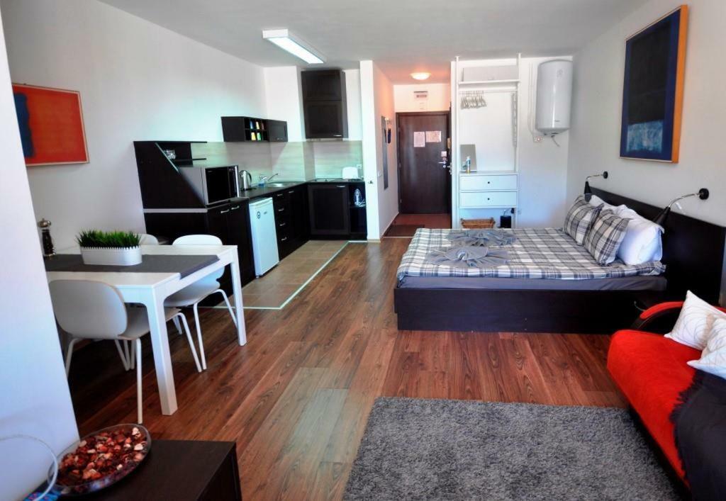 Apartman U Kompleksu Royal Towers บันสโก ภายนอก รูปภาพ